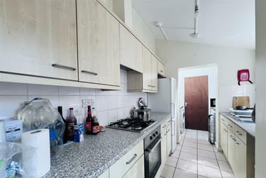 4 bed house, Cycle Road, Lenton, Nottingham, NG72DT - Image 2