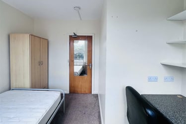 4 bed house, Cycle Road, Lenton, Nottingham, NG72DT - Image 9