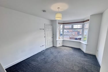 4 bed house, Peacock Crescent, Clifton, Nottingham, NG118EP - Image 3