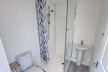 4 bed house, Peacock Crescent, Clifton, Nottingham, NG118EP - Image 7