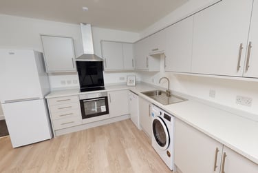 10 bed house, Raddlebarn Court, Selly Park, Birmingham, B297AT - Image 4