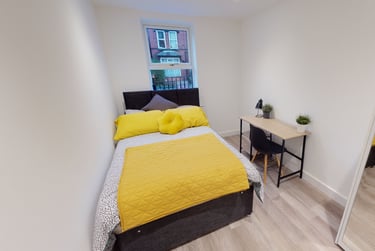 1 bed house, Raddlebarn Court - Room 1, Selly Park, Birmingham, B297AT - Image 1