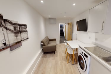 1 bed house, Raddlebarn Court - Room 1, Selly Park, Birmingham, B297AT - Image 7
