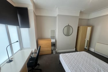 8 bed house, Raddlebarn Road - Copy, Selly Park, Birmingham, B296HQ - Image 10