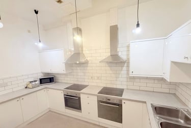 8 bed house, Alfreton Road - 8 bed, Radford, Nottingham, NG73NS - Image 1