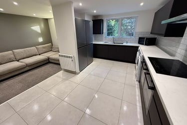 1 bed flat, Flat 5 Aston Court - House Share, Dunkirk, Nottingham, NG72RP - Image 4