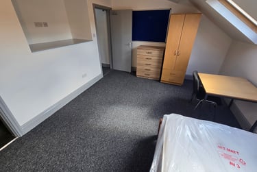 8 bed house, Tiverton Road, Selly Park, Birmingham, B296DB - Image 3