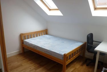 3 bed flat, Flat 16 Exeter House, Selly Park, Birmingham, B296EX - Image 3