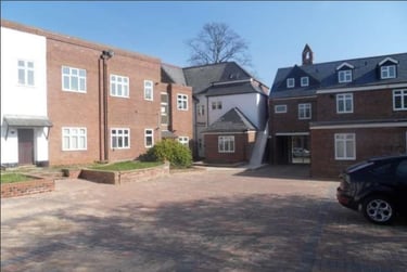 3 bed flat, Flat 16 Exeter House, Selly Park, Birmingham, B296EX - Image 4