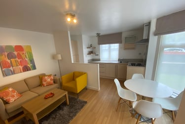 2 bed flat, Sandon Road, Bearwood, Birmingham, B178DP - Image 3