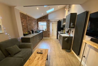 1 bed house, Daisy Road - House Share, City Centre, Birmingham, B169DY - Image 2