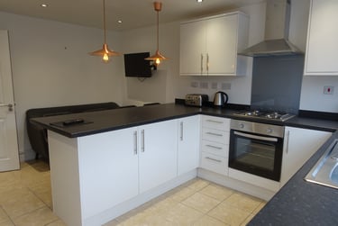 4 bed house, Monument Road, City Centre, Birmingham, B168UZ - Image 1