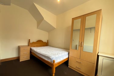 5 bed house, Hubert Road - 5 bed, Selly Park, Birmingham, B296DS - Image 5