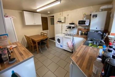 5 bed house, Dawlish Road - 5 bed, Selly Park, Birmingham, B297AT - Image 3