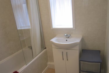 1 bed house, Warwards Lane, Selly Park, Birmingham, B297QX - Image 3