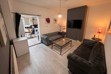 5 bed house, Link Road - 5 Bed, Hockley, Birmingham, B160EP - Image 2