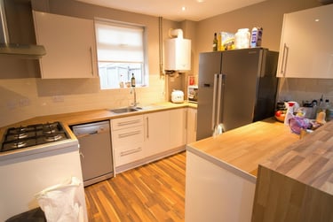 6 bed house, Rolleston Drive, Lenton, Nottingham, NG71LA - Image 4