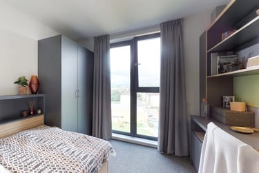 Classic En-suite at St James, 110 St James Road, Townhead, Glasgow, G40PS - Image 2