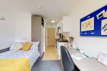 Premium Studio at Haymarket, 5 West Park Place, City Centre, Edinburgh, EH112EE - Image 2