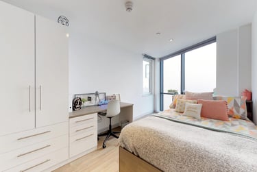 Premium En-suite - Image 5