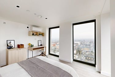 Penthouse Premium Ensuite at Martha Street Apartments, 77 John Street, City Centre, Glasgow, G11JF - Image 1