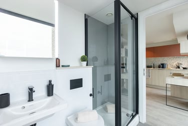 Penthouse Ensuite at Martha Street Apartments, 77 John Street, City Centre, Glasgow, G11JF - Image 5