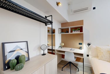 Premium One Bed Apartment - Image 2