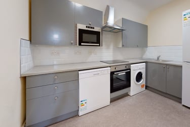 3 bed flat, Greenbank road, Greenbank, Plymouth, PL48NH - Image 9