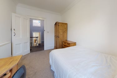 5 bed house, Hill Park Crescent, Near university, Plymouth, PL48JW - Image 11