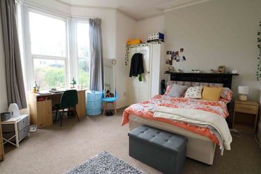 9 bed house, Alexandra Road, Lipson, Plymouth, PL47EE - Image 1