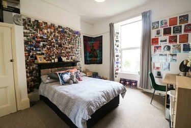 9 bed house, Alexandra Road, Lipson, Plymouth, PL47EE - Image 2