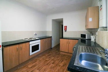 1 bed flat, Hyde Park Road, City Centre, Plymouth, PL34RJ - Image 4