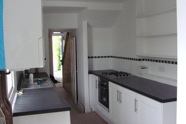 4 bed house, Oxford Road, St james, Exeter, EX46QX - Image 4