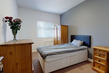 2 bed flat, Greenbank road, Greenbank, Plymouth, PL48NH - Image 3