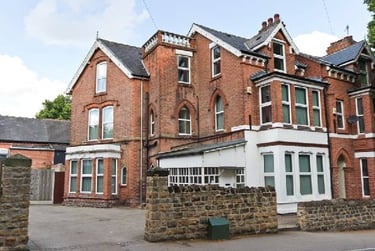 8 bed house, Albert grove, Lenton, Nottingham, NG71PA - Image 1