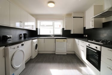 6 bed house, Carlton Terrace, Lipson, Plymouth, PL48PR - Image 6