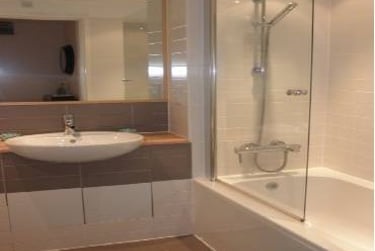 3 bed flat, Tudor Court, City centre, Lancaster, LA11AR - Image 2