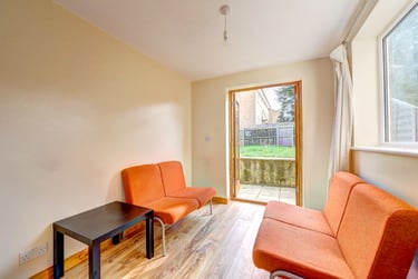 6 bed house, Addison Gardens south kingston, Near university, Kingston, KT58DW - Image 7