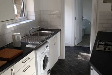 5 bed house, Nailsworth Terrace, Near university, Cheltenham, GL504BE - Image 9