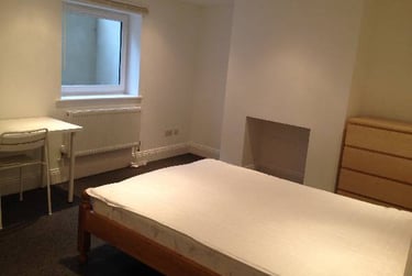 5 bed house, Nailsworth Terrace, Near university, Cheltenham, GL504BE - Image 4