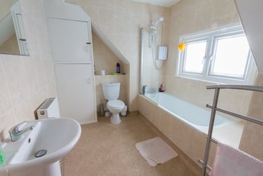 8 bed house, Victoria rd, Hyde park, Leeds, LS61DS - Image 14