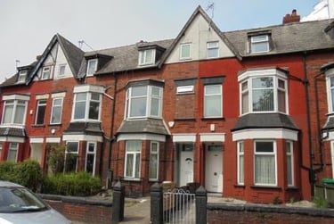 9 bed house, Mauldeth Road Fallowfield, Fallowfield, Manchester, M204NF - Image 2