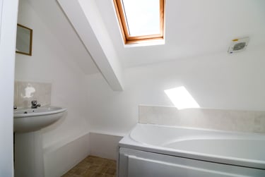 3 bed flat, Alexandra Road, Mutley plain, Plymouth, PL46BB - Image 4
