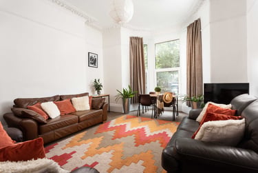 11 bed house, Sutherland Road, Mutley, Plymouth, PL46BW - Image 1