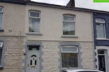 6 bed house, Kilvey Terrace, St thomas, Swansea, SA18BA - Image 1
