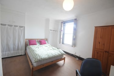 3 bed house, St Pauls Street North, St pauls, Cheltenham, GL505AQ - Image 3