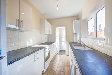 4 bed house, Villiers Road, Kingston upon thames, Kingston, KT13AP - Image 1