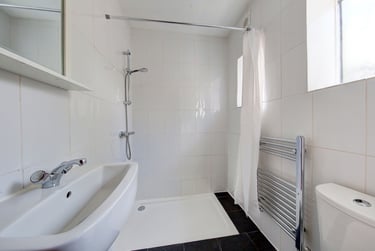 6 bed house, Gordon Road, Kingston upon thames, Kingston, KT26BS - Image 1
