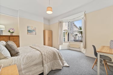 6 bed house, Trematon Terrace, Mutley, Plymouth, PL46QS - Image 1