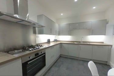 6 bed house, Trematon Terrace, Mutley, Plymouth, PL46QS - Image 1